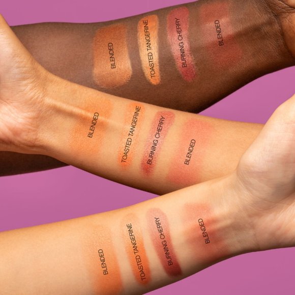 NWB* HUDA BEAUTY LOVEFEST CREAM BLUSH "TOASTED TANGERINE" - Picture 2 of 3